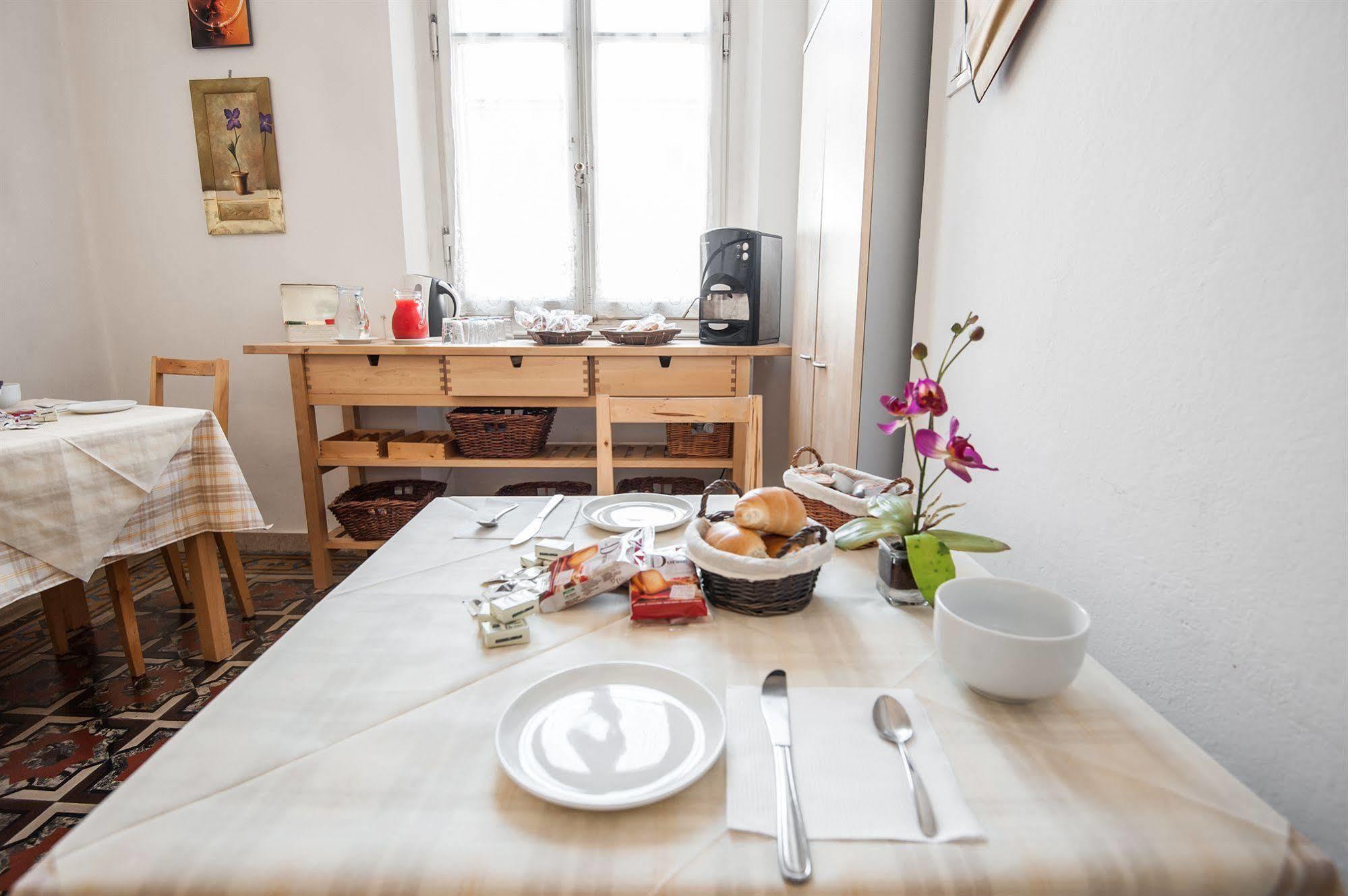B&B 5 Sensi Firenze Eksteriør bilde