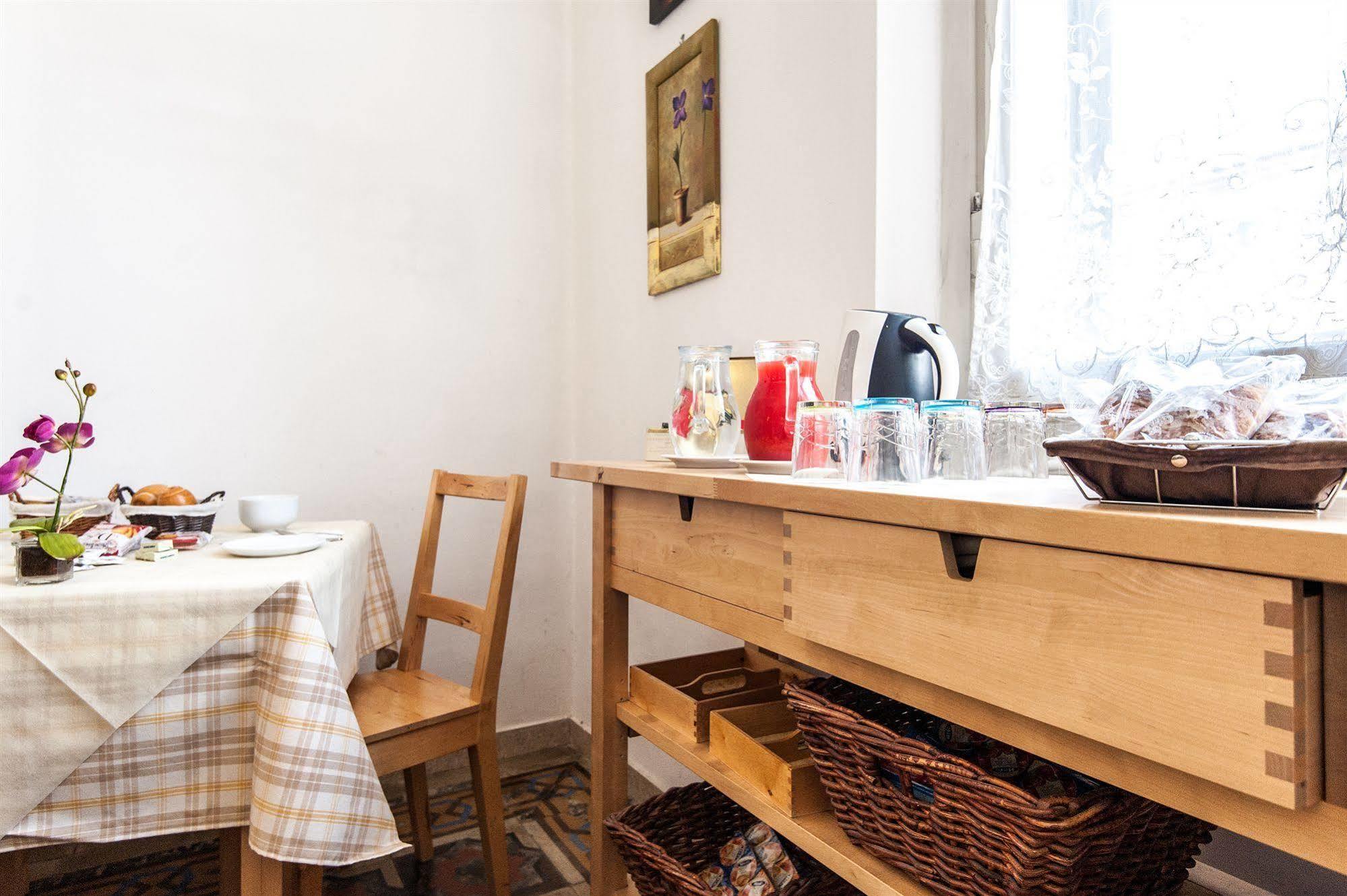 B&B 5 Sensi Firenze Eksteriør bilde
